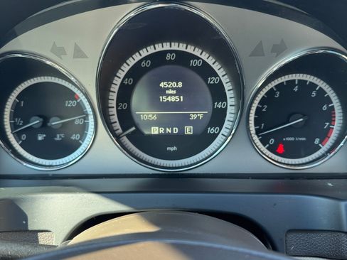 Used 2011 Mercedes-Benz C 300 Sedan image 15