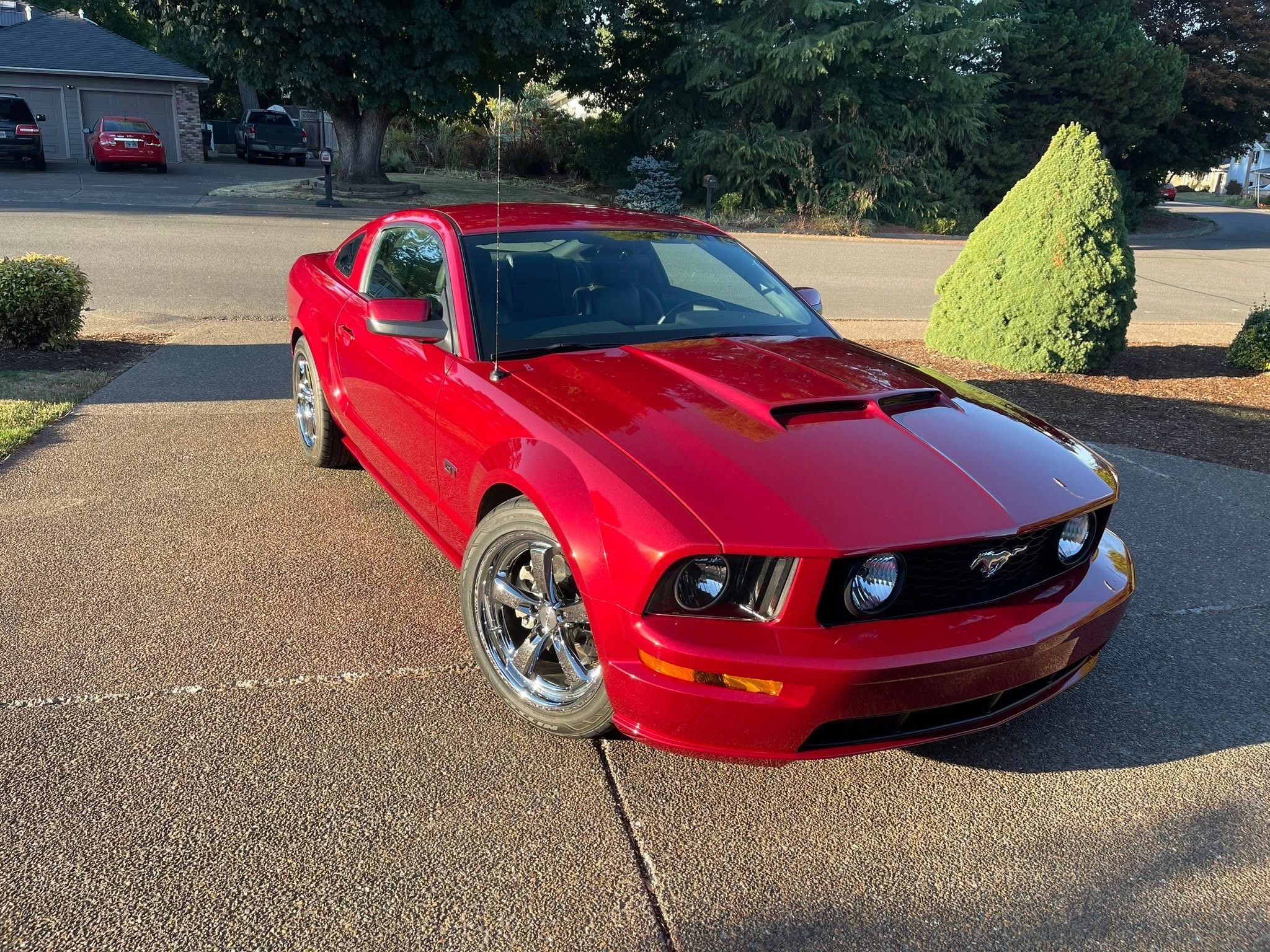 Used 2006 Ford Mustang GT Premium RWD image 5