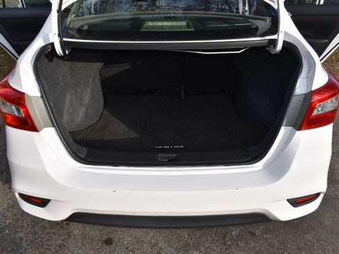 Used 2019 Nissan Sentra SV image 8