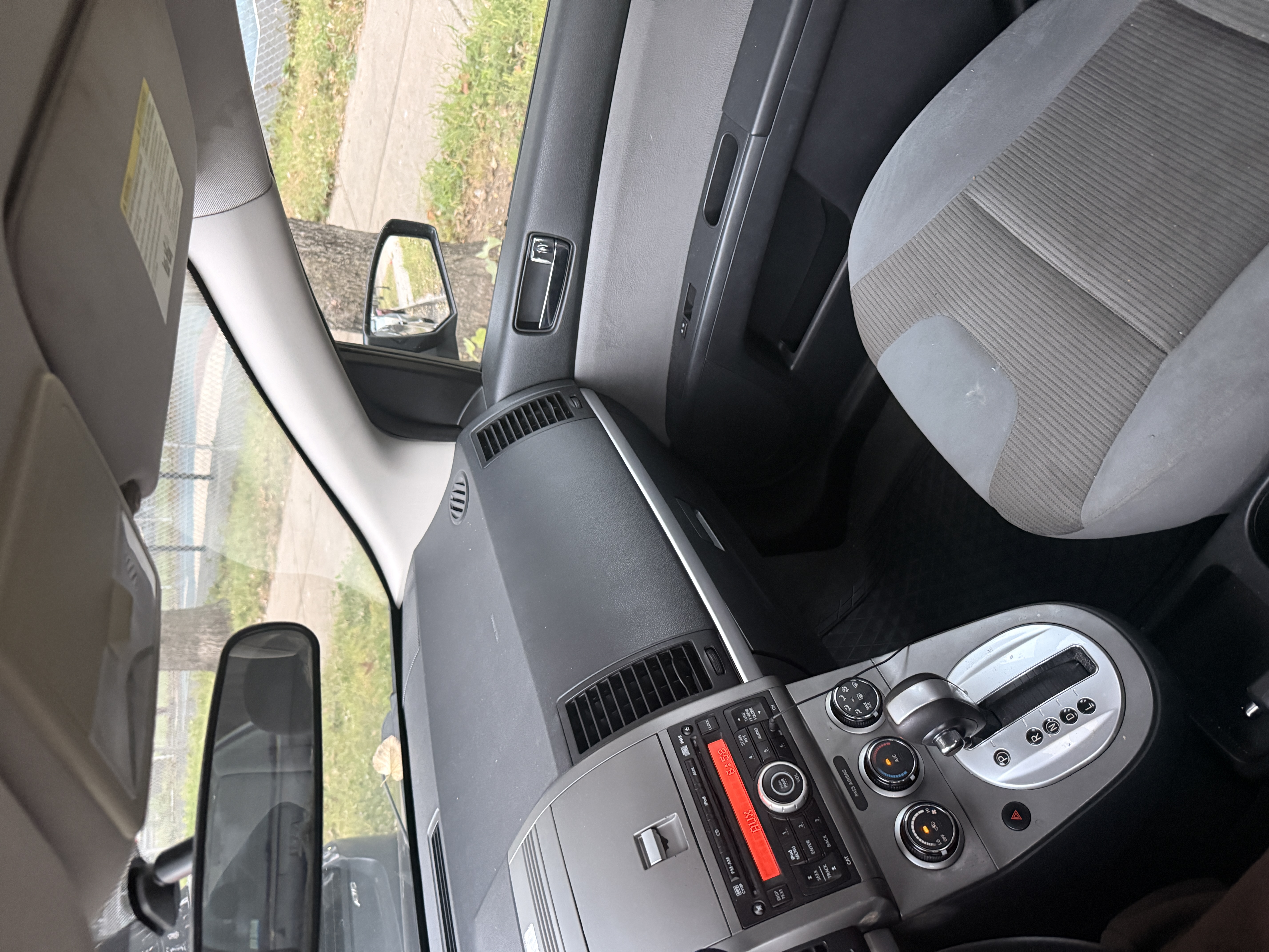 Used 2012 Nissan Sentra 2.0 S FWD image 12