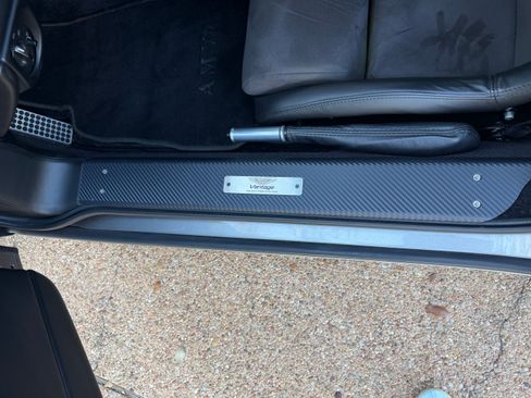 Used 2006 Aston Martin V8 Vantage Coupe 2D image 26