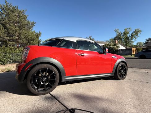 Used 2012 MINI Cooper Coupe S FWD image 4