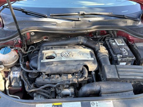 Used 2013 Volkswagen CC Sport FWD image 12