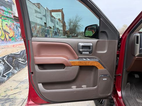 Used 2018 Chevrolet Silverado 1500 High Country w/ High Desert Package image 19