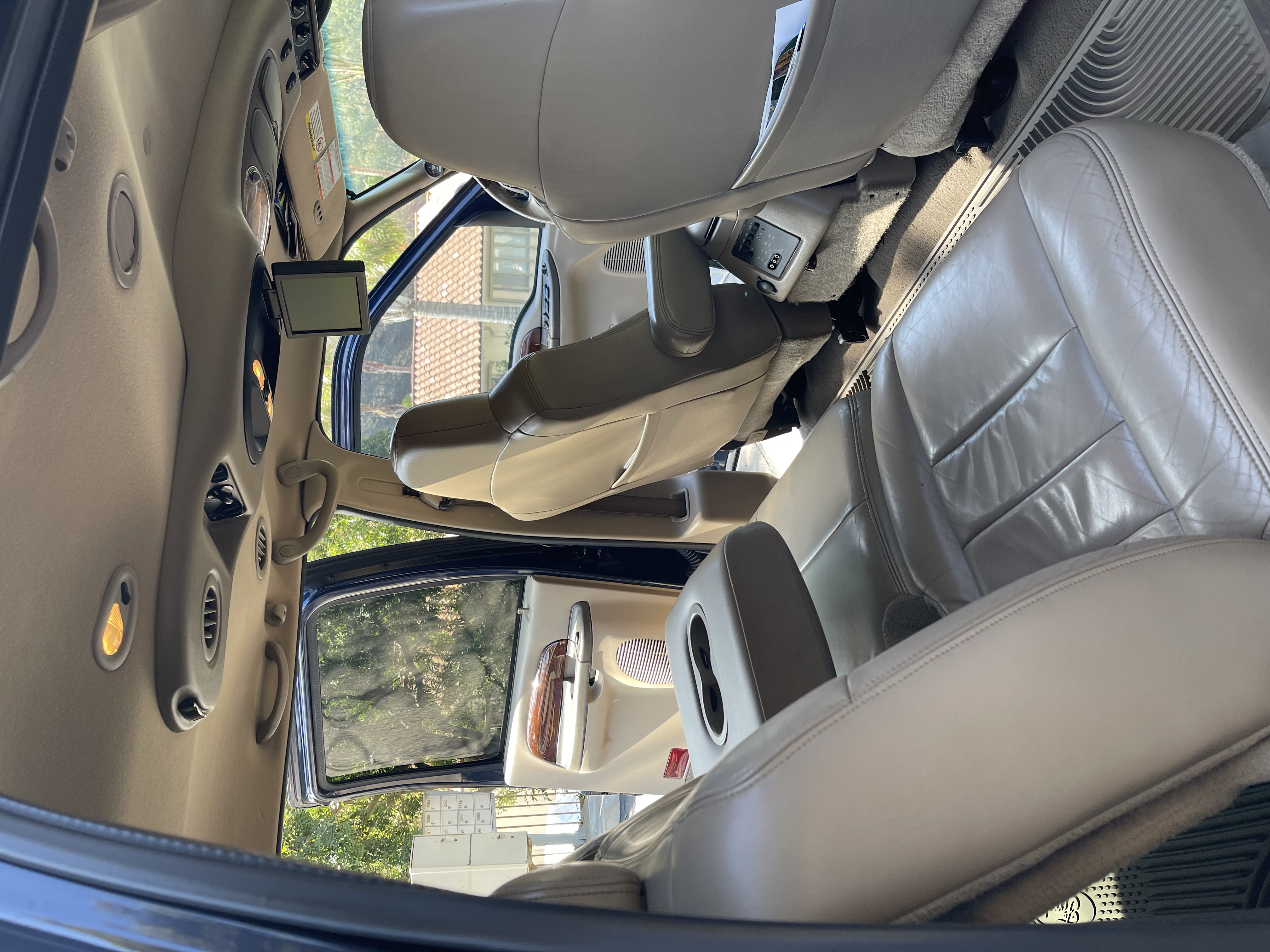 Used 2002 Ford Excursion Limited AWD/4WD image 11