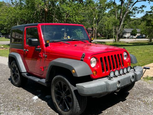Used 2017 Jeep Wrangler Sport w/ Quick Order Package 24S AWD/4WD image 6