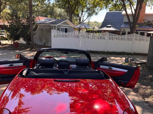 Used 2002 Ford Thunderbird image 8