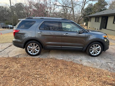 Used 2015 Ford Explorer Limited w/ Equipment Group 302A image 1