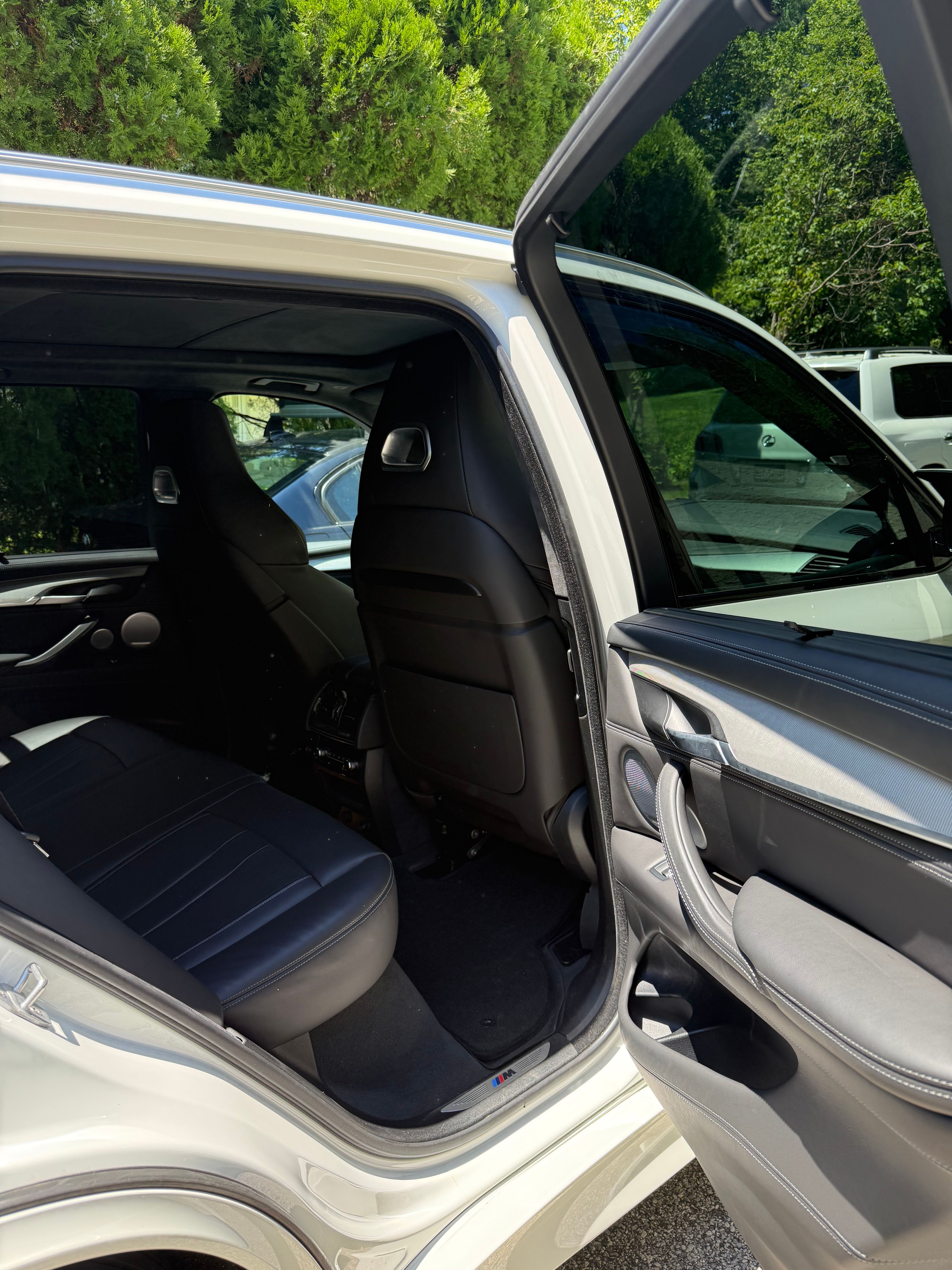 Used 2016 BMW X5 M AWD/4WD image 17
