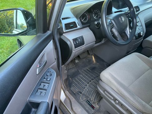 Used 2012 Honda Odyssey EX image 25