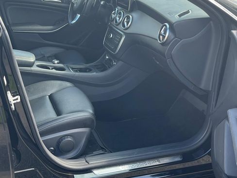Used 2016 Mercedes-Benz CLA 250 image 9
