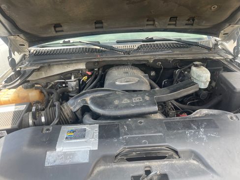 Used 2004 Chevrolet Tahoe Z71 w/ Z71 Preferred Equipment Group AWD/4WD image 15