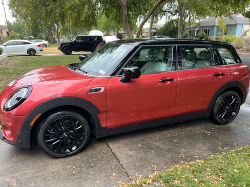 Used 2023 MINI Cooper Clubman S FWD image 5