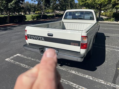 Used 1993 Toyota T100 SR5 image 12