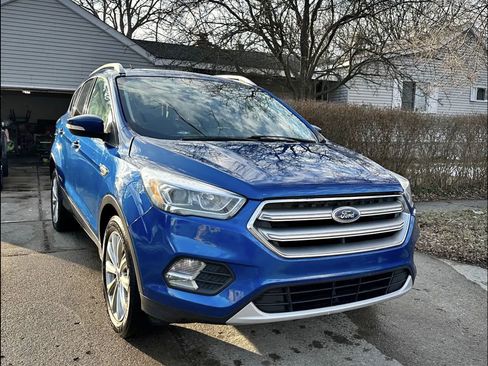 Used 2017 Ford Escape Titanium image 11
