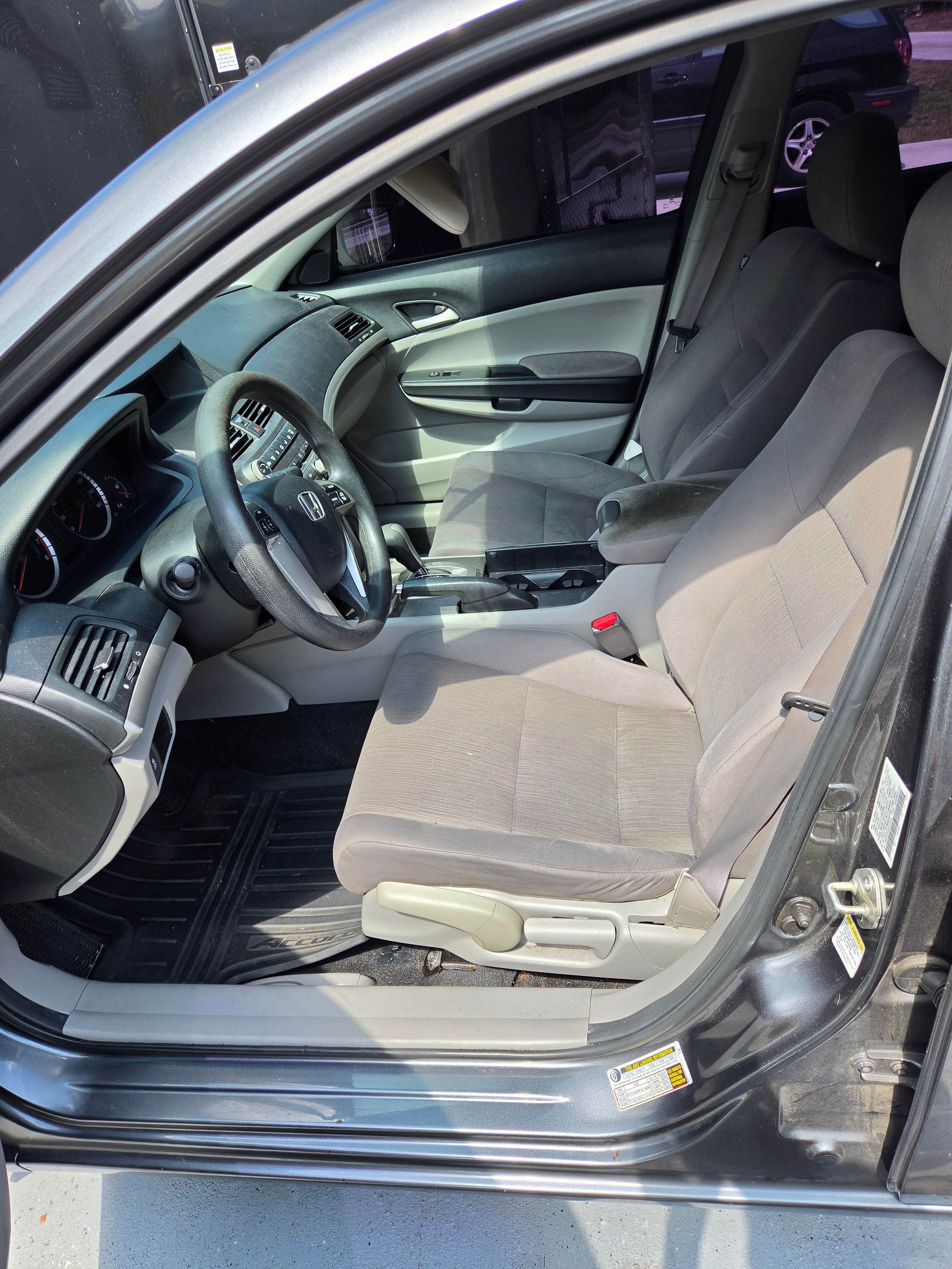 Used 2012 Honda Accord LX image 10