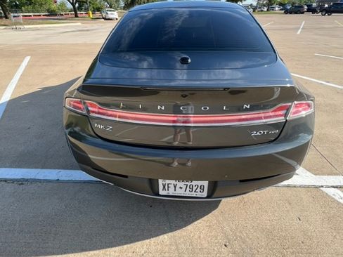 Used 2020 Lincoln MKZ Reserve w/ Elements Package AWD/4WD image 5