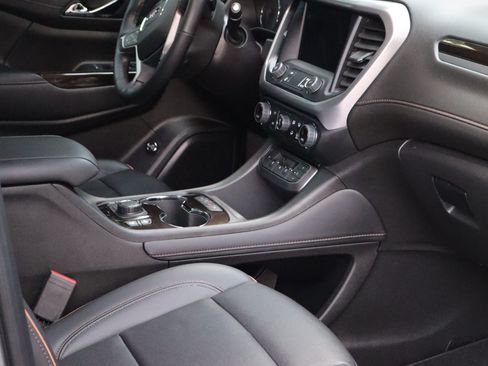 Used 2023 GMC Acadia AT4 w/ Technology Package AWD/4WD image 14