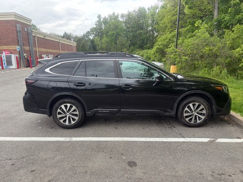 Used 2020 Subaru Outback Premium w/ Popular Package #1 AWD/4WD image 13