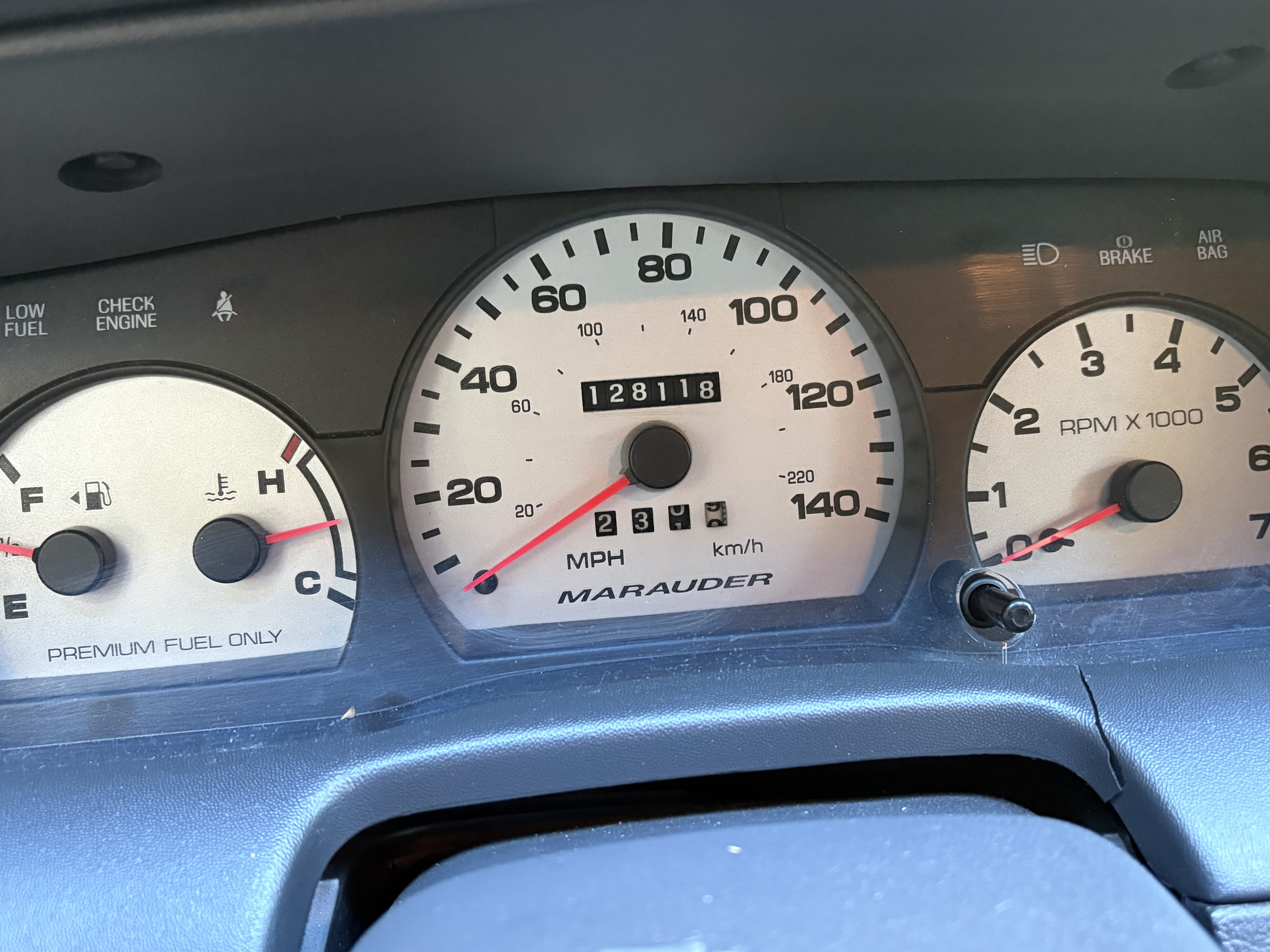 Used 2004 Mercury Marauder RWD image 8