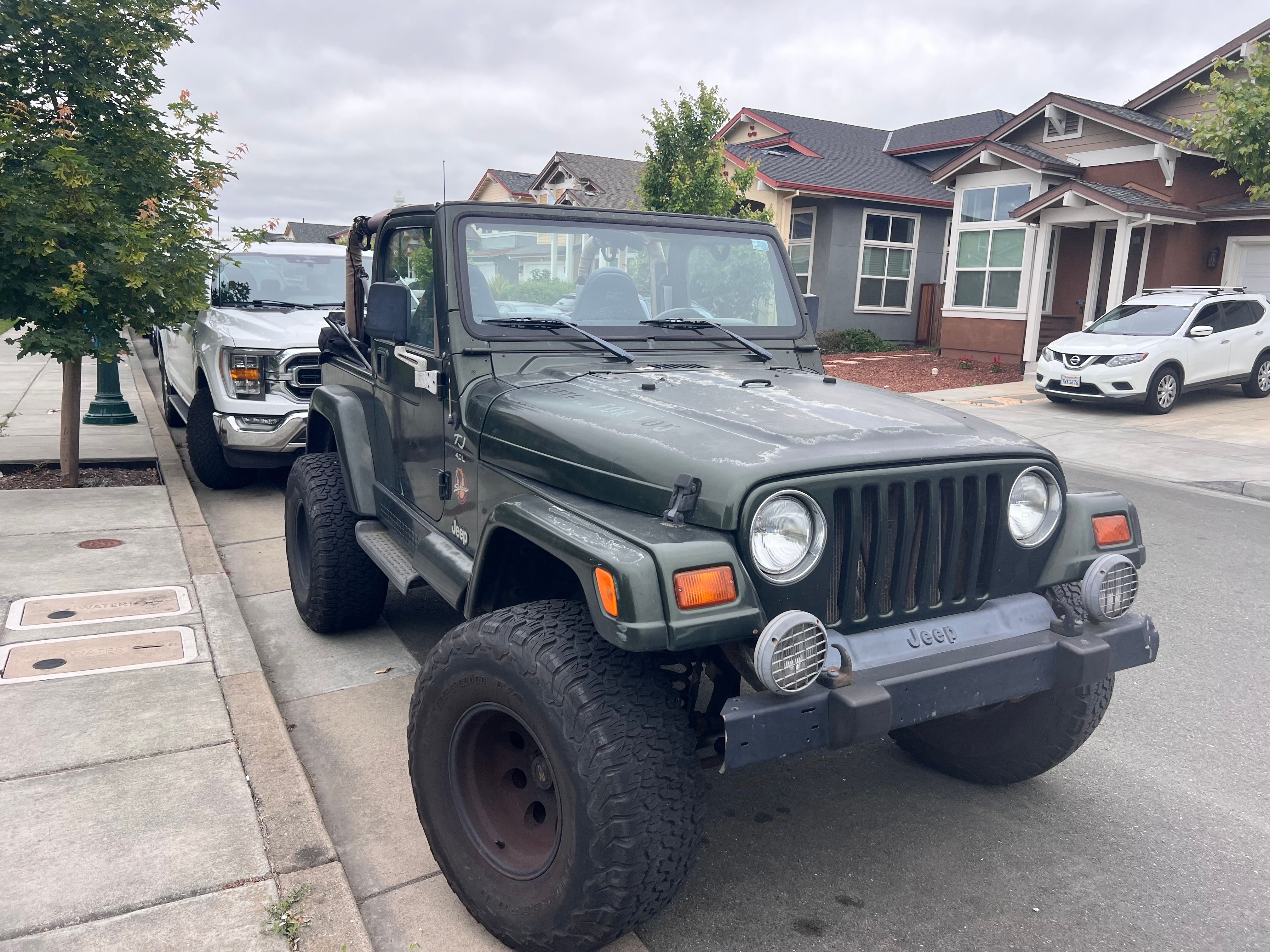 Used 1998 Jeep Wrangler Sahara AWD/4WD image 15