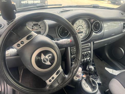 Used 2004 MINI Cooper Hardtop image 6
