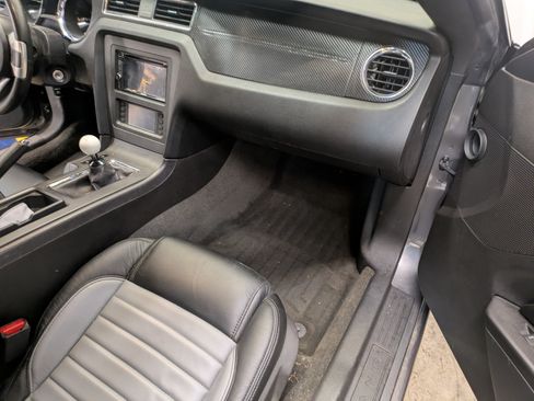 Used 2013 Ford Mustang GT w/ GT Track Pkg image 17