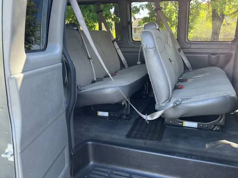 Used 2015 Chevrolet Express 2500 LS image 10