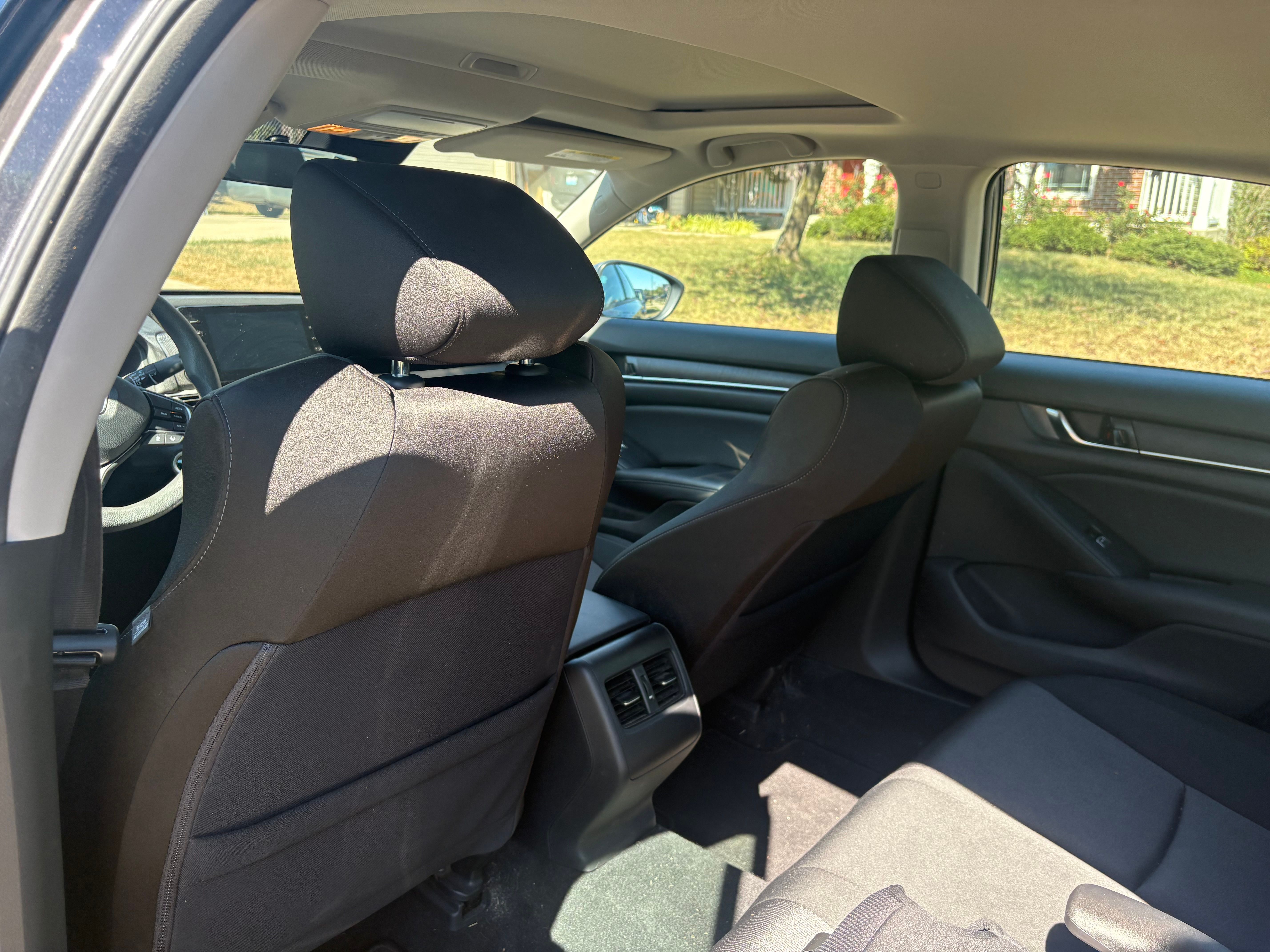 Used 2019 Honda Accord EX image 9
