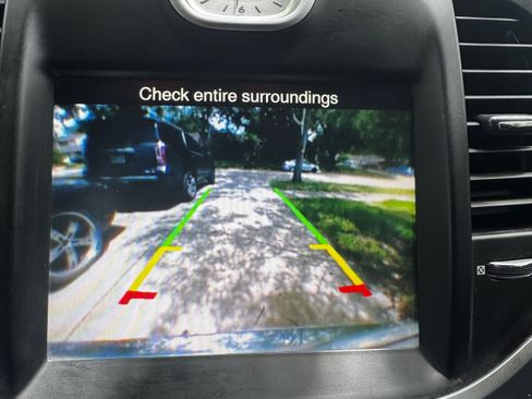 Used 2013 Chrysler 300 C RWD image 14