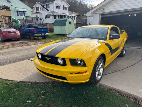 Used 2005 Ford Mustang GT Premium image 6