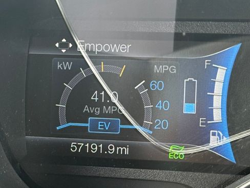 Used 2018 Ford C-MAX SE FWD image 11