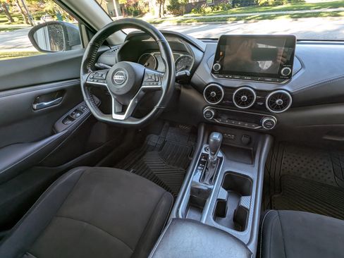 Used 2021 Nissan Sentra SV image 15