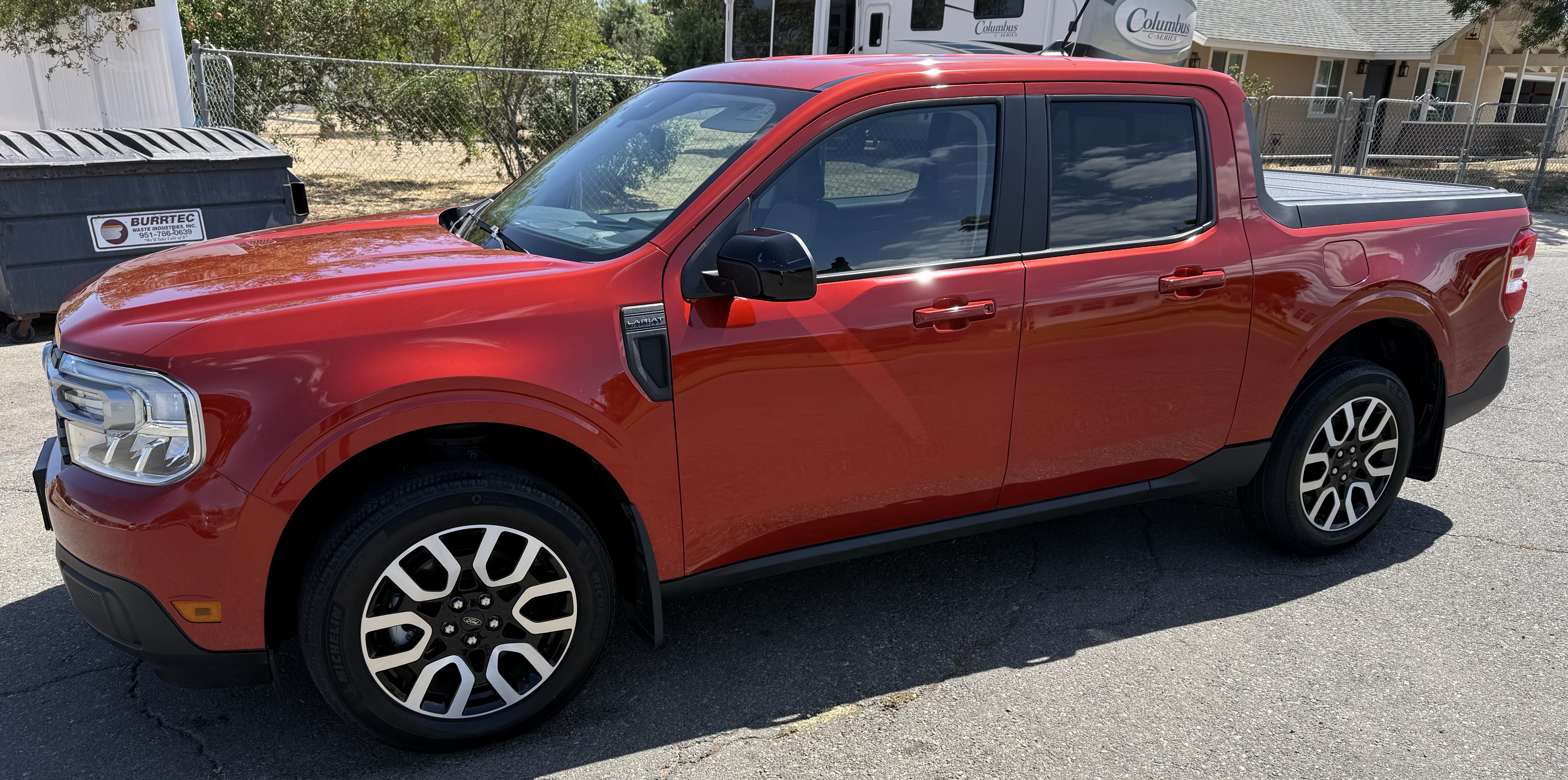 Used 2024 Ford Maverick Lariat FWD image 2