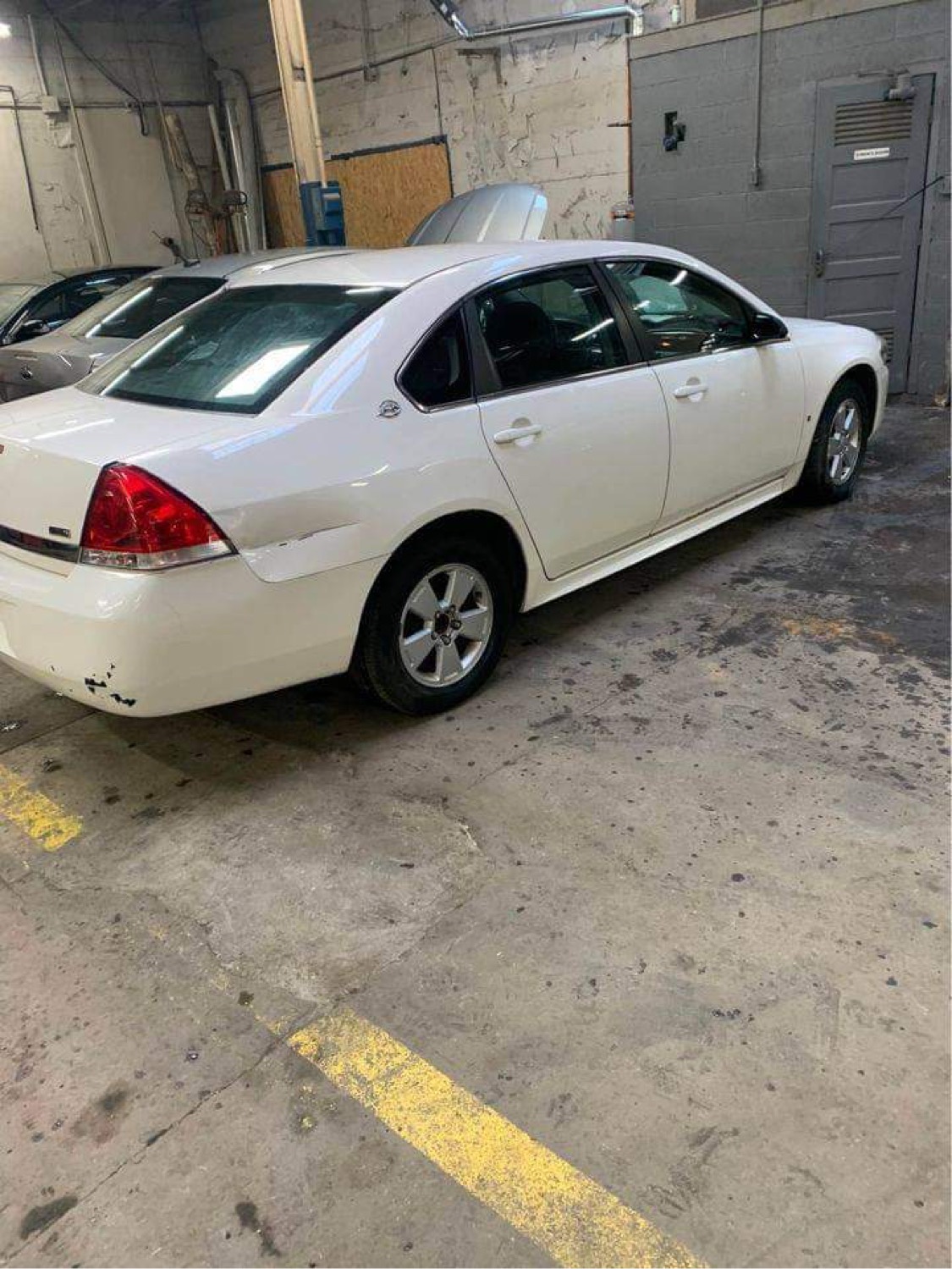 Used 2009 Chevrolet Impala LT FWD image 10
