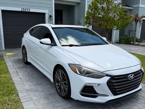 Used 2018 Hyundai Elantra Sport image 31