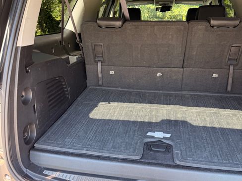 Used 2016 Chevrolet Suburban LT w/ Max Trailering Package RWD image 5