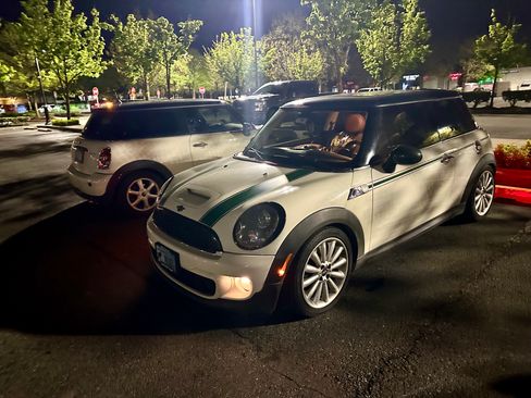 Used 2013 MINI Cooper S image 6