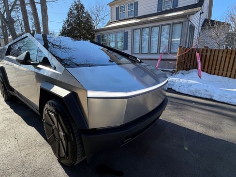 Used 2024 Tesla Cybertruck AWD Crew Cab image 1