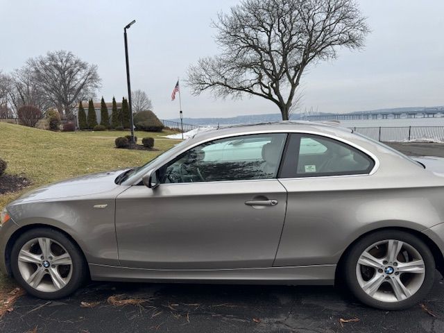 Used 2012 BMW 128i Coupe RWD image 6
