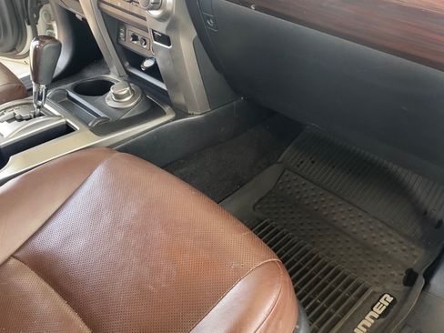 Used 2015 Toyota 4Runner Limited image 9