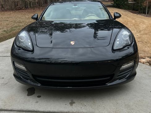 Used 2013 Porsche Panamera 4S image 1