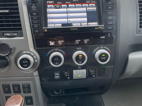 Used 2010 Toyota Sequoia Platinum image 10