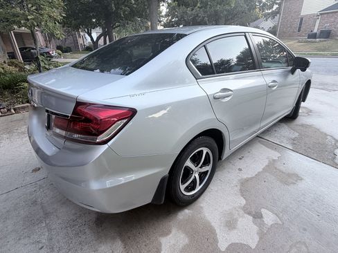 Used 2015 Honda Civic SE image 4