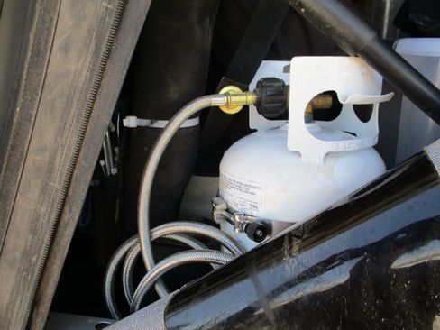 Used 2012 Jeep Wrangler Sport AWD/4WD image 13