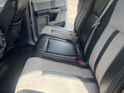 Used 2019 Ford F150 XLT w/ Equipment Group 302A Luxury image 11