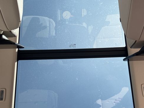 Used 2021 GMC Yukon Denali w/ Denali Ultimate Package image 12