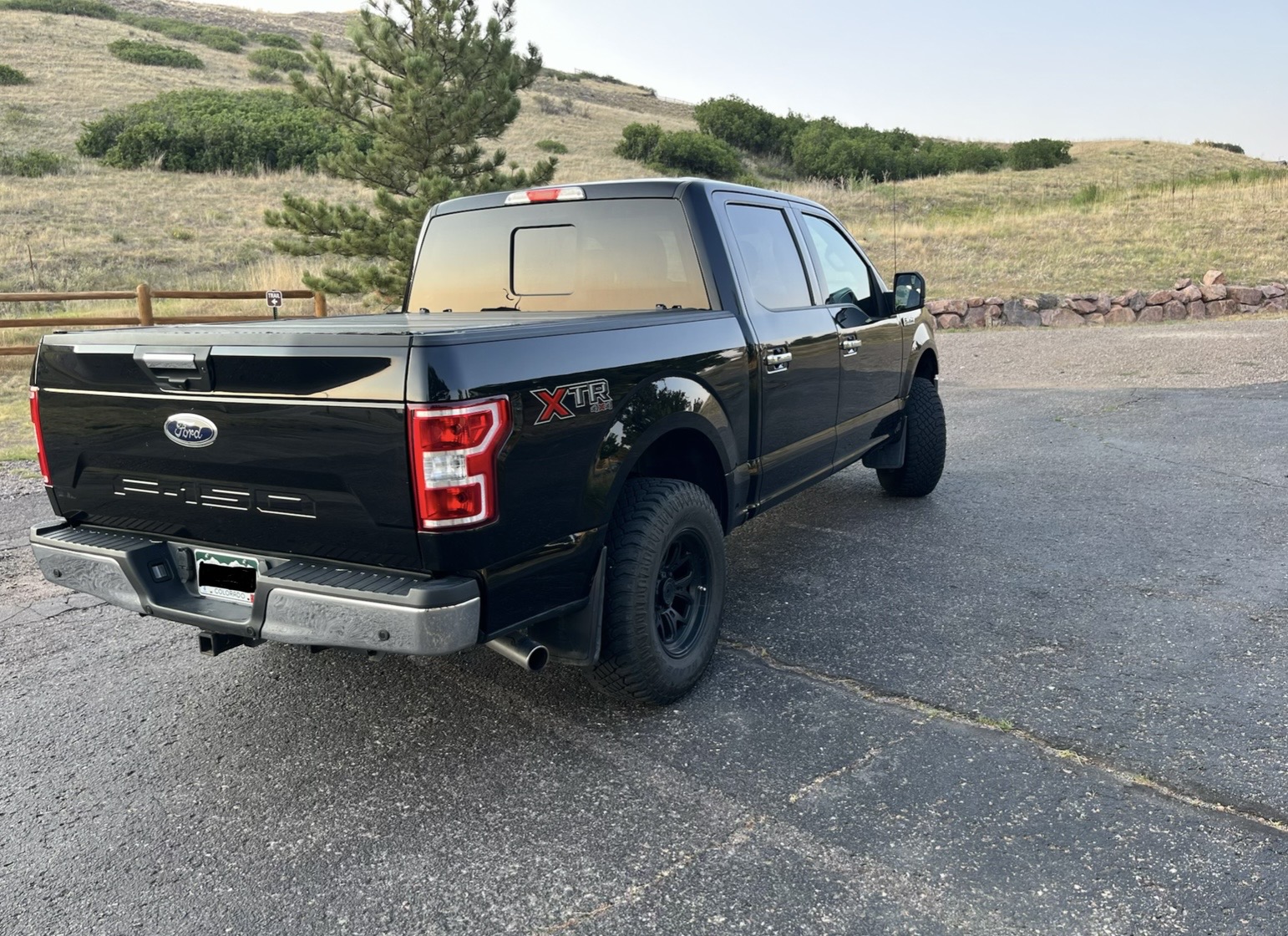 Used 2020 Ford F150 XLT w/ Equipment Group 302A Luxury AWD/4WD image 4