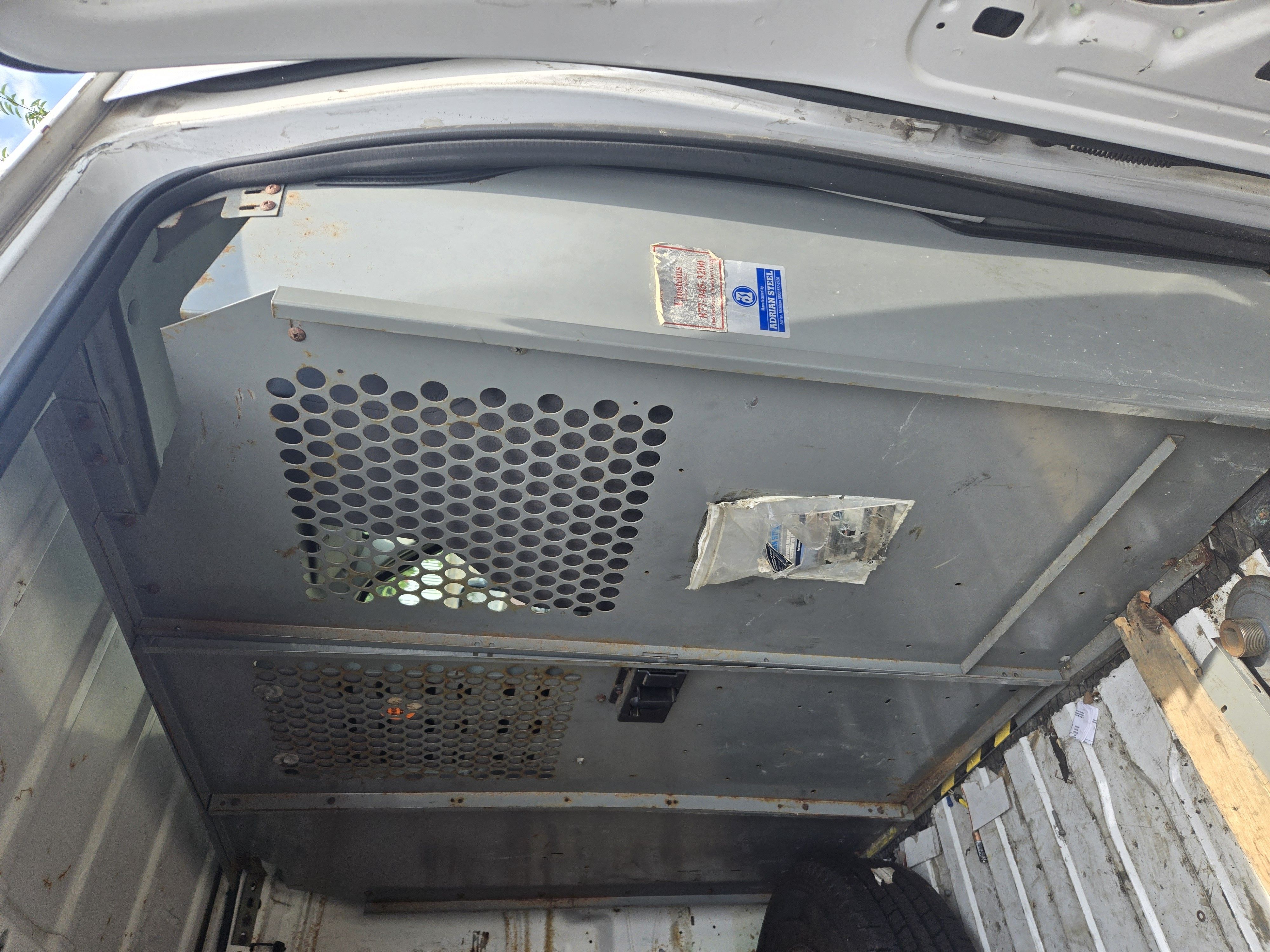 Used 2009 Ford E-150 and Econoline 150 RWD image 9