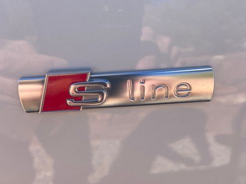 Used 2019 Audi Q3 2.0T Premium Plus w/ Premium Plus Package image 15